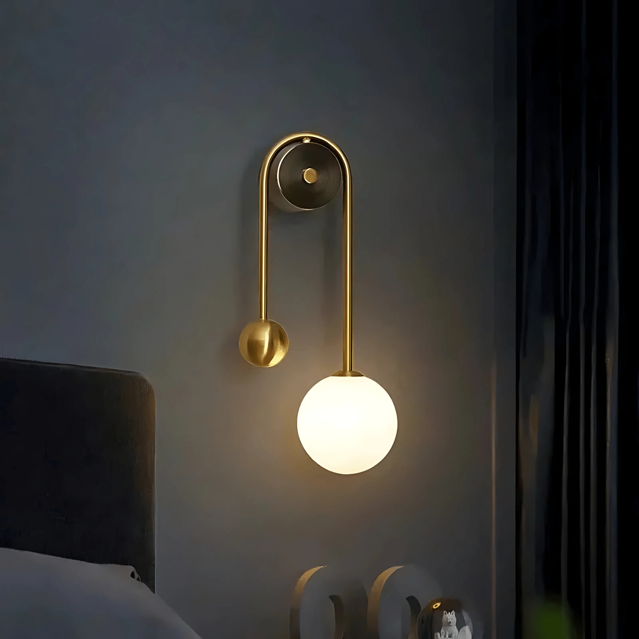 Balanced Wall Light - Tabby Lighting