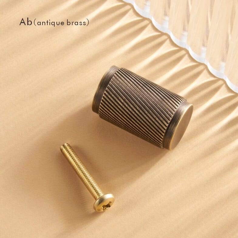 Swirl Handle - Tabby Lighting