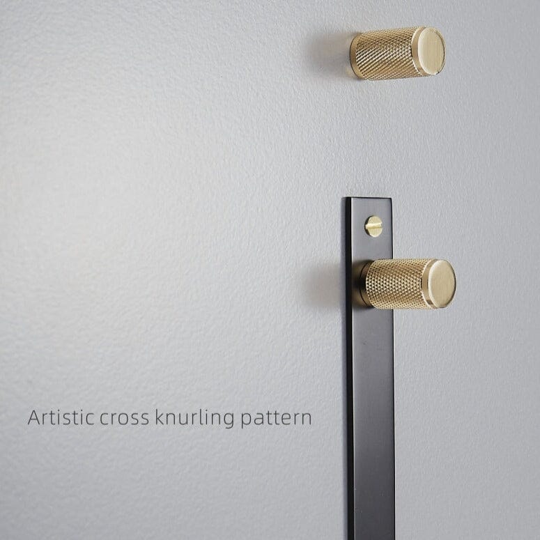 Rory Handle - Tabby Lighting