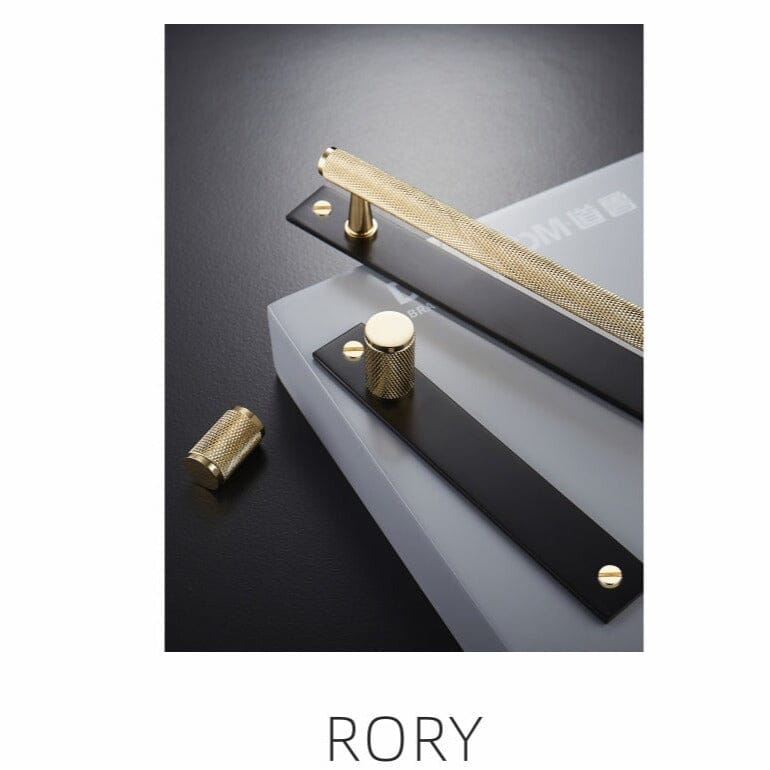Rory Handle - Tabby Lighting